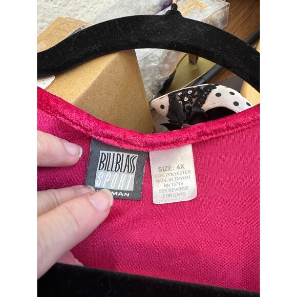 Vintage-style Bill Blass fuchsia velvet blouse 4X – soft ribbon front detail - Picture 3 of 4